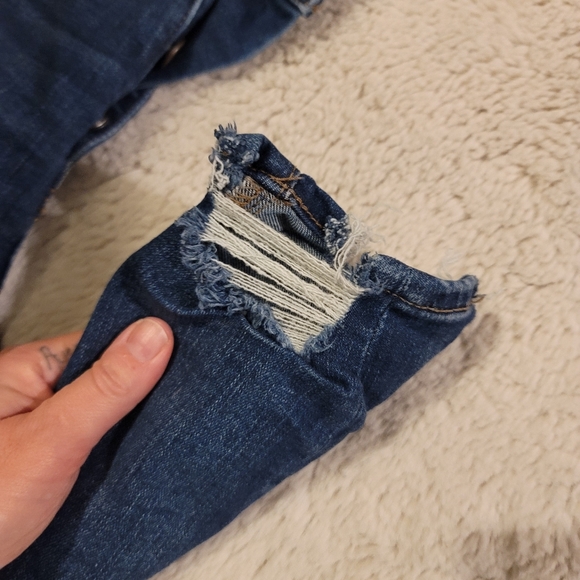 American Eagle super stretched stressed jeans - Picture 2 of 7